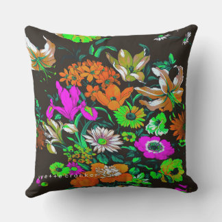 SECRET GARDEN PILLOW