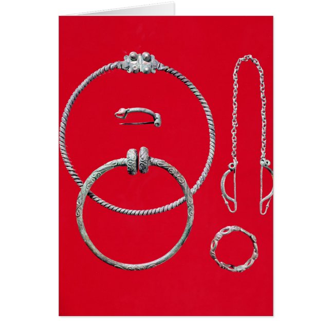 Selection jewellery, including brooch (Front)