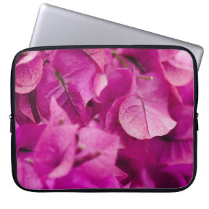 SELECTIVE FOCUS PHOTOGRAPHY OF PINK BOUGAINVILLEA LAPTOP SLEEVE