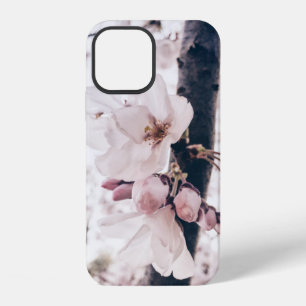 SELECTIVE FOCUS PHOTOGRAPHY OF WHITE AND PINK PETA iPhone 12 CASE