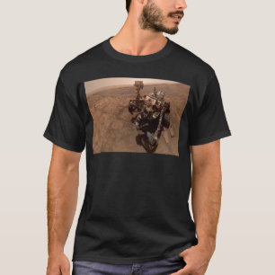 Selfie of Mars Curiosity Red Martian Landscape T-Shirt