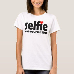 Selfie T-Shirt