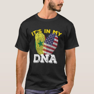 Senegal Senegalese America American Flag Hand Mixe T-Shirt