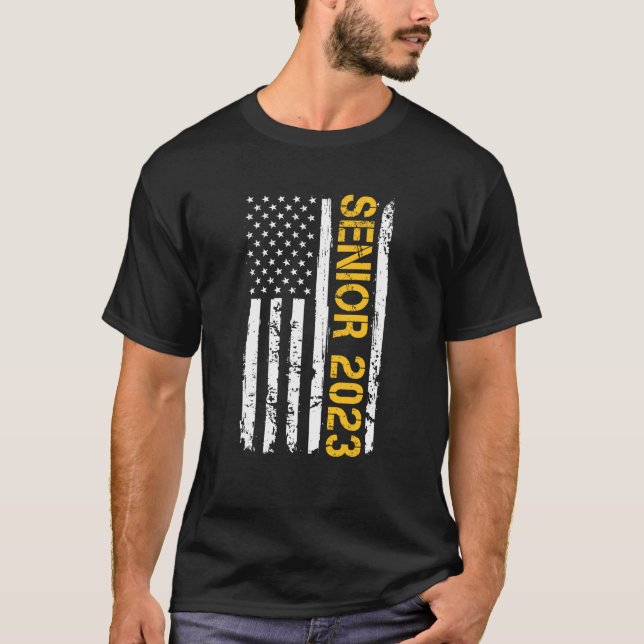 Senior 2023 American Flag USA Graduation Class of  T-Shirt (Front)