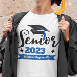 Senior class of 2022 graduation year name T-Shirt<br><div class="desc">Celebrate your senior and graduation year with this modern t-shirt featuring a contemporary "Senior 2022" typography in black and blue decorated with a black graduate cap with a blue tassel; easily customise this t-shirt with your graduation year and name by editing the template fields. This t-shirt is part of our...</div>