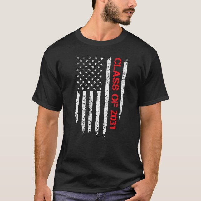 Senior Class Of 2031 Graduation Patriotic American T-Shirt (Front)