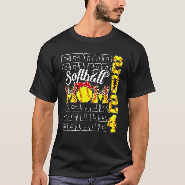 Senior Mom 2024 Softball Class Of 2024  Graduation T-Shirt (Front)