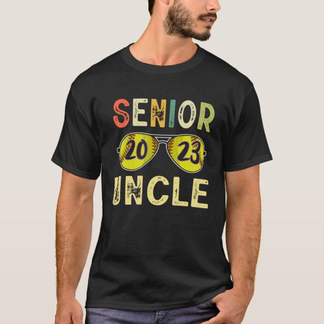 Senior Uncle 2023 Uncle Proud Softball Senior Grad T-Shirt (Front)