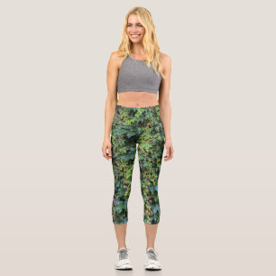 Serene Green Ivy Wall Hanging Vines Plant Leaves Capri Leggings
