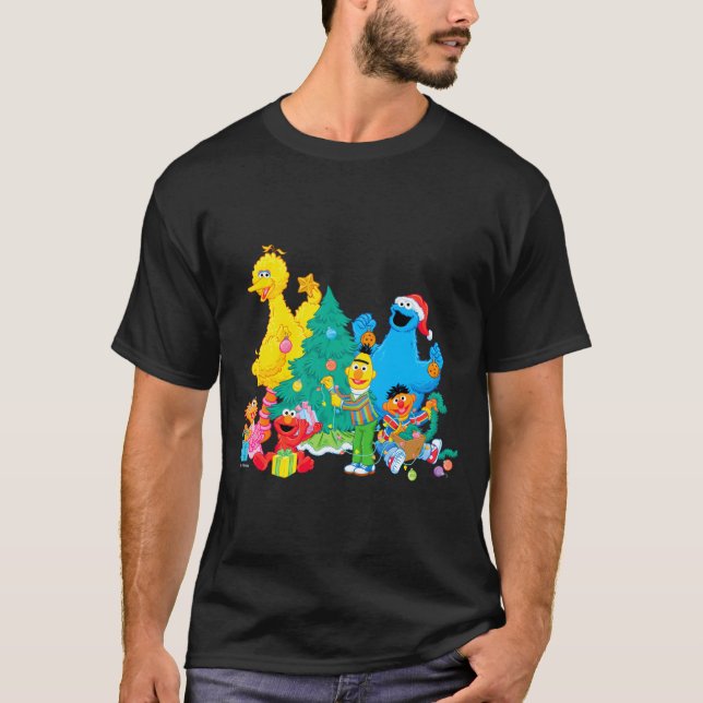 Sesame Street Christmas Pals  T-Shirt (Front)