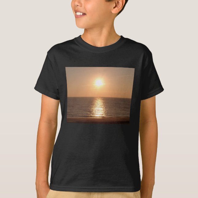 Setting Sun  T-Shirt (Front)
