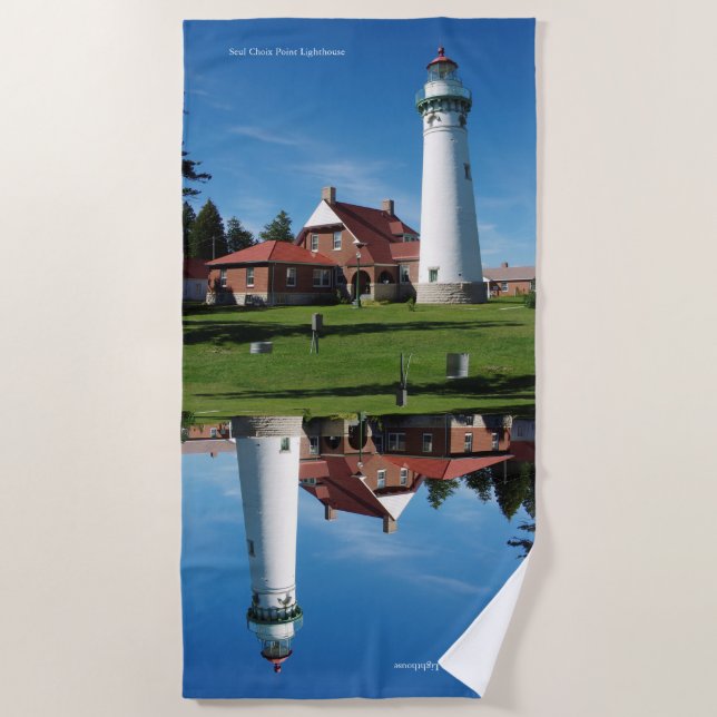 Seul Choix Point Lighthouse beach towel (Front)