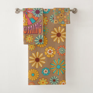 Seventies Retro Good Days Are Coming Bath Towel Set