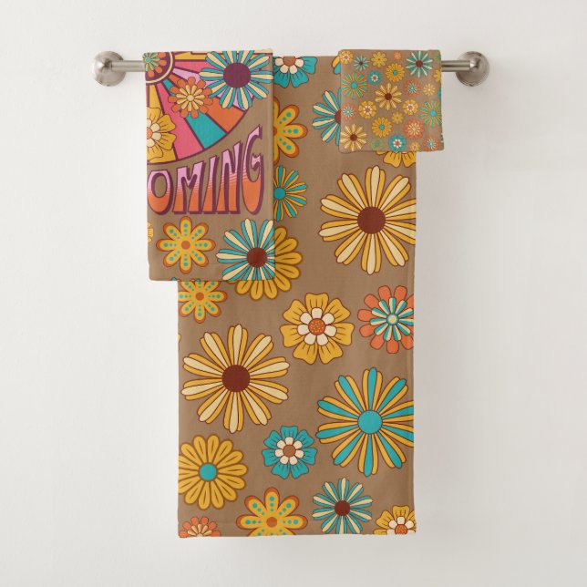 Seventies Retro Good Days Are Coming Bath Towel Set (Insitu)