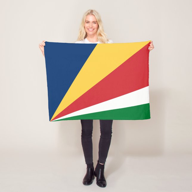 Seychelles Flag Fleece Blanket (In Situ)