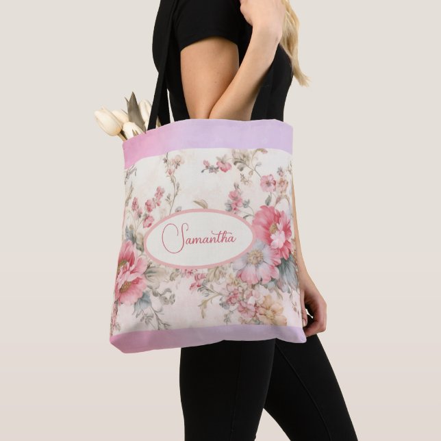 Shabby chic pink floral pattern tote bag (Close Up)