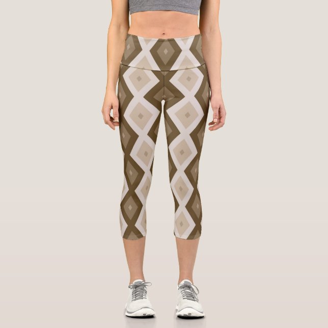 Shades of brown diamond pattern capri leggings (Front)