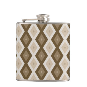 Shades of brown diamond pattern hip flask