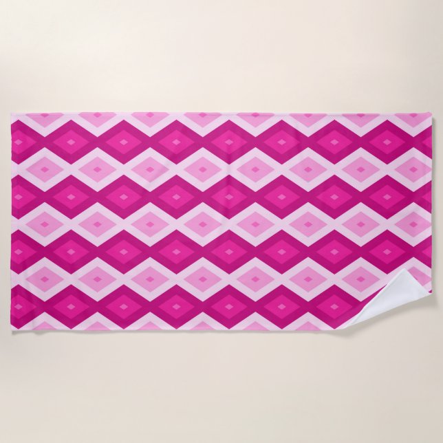 Shades of fuchsia diamond pattern beach towel (Front)