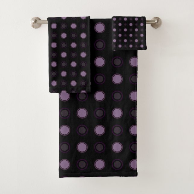 Shades of purple Dots Bath Towel Set (Insitu)