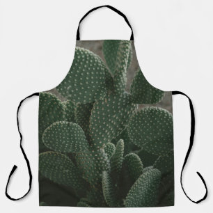SHALLOW FOCUS PHOTOGRAPHY OF CACTUS APRON