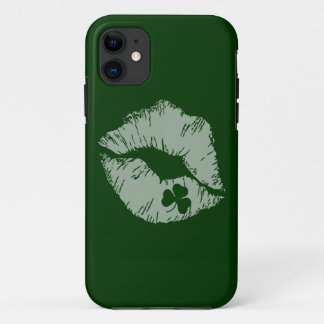 Shamrock Kisses iphone 5 Cases