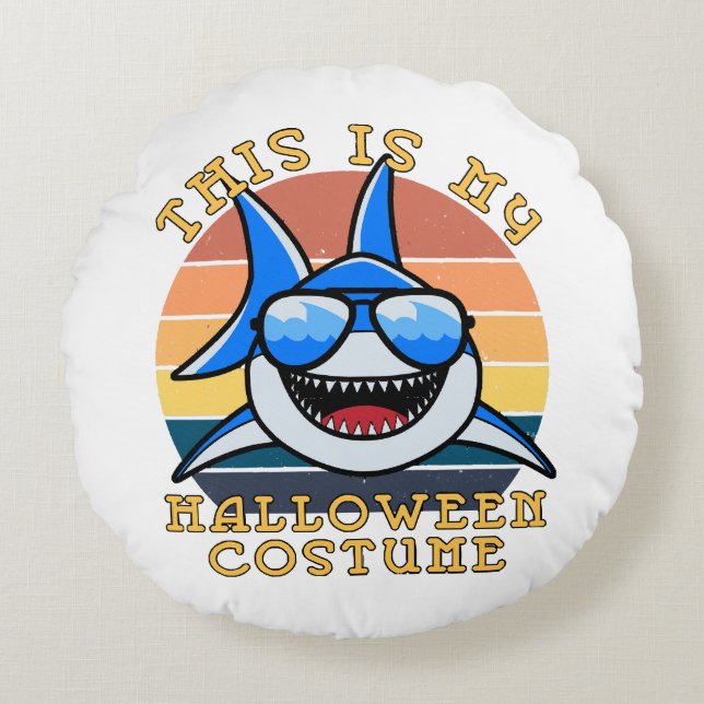 Shark Daddy Spooky Sunset Funny Round Cushion (Front)