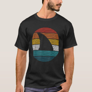 Shark Fin Vintage Scuba Diving Surf Retro Diver Gi T-Shirt