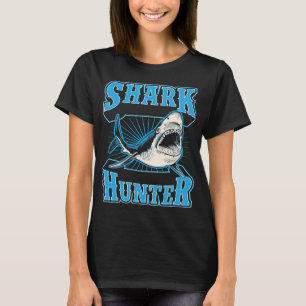Shark Hunter Funny Best Saltwater Shark Fishing T-Shirt