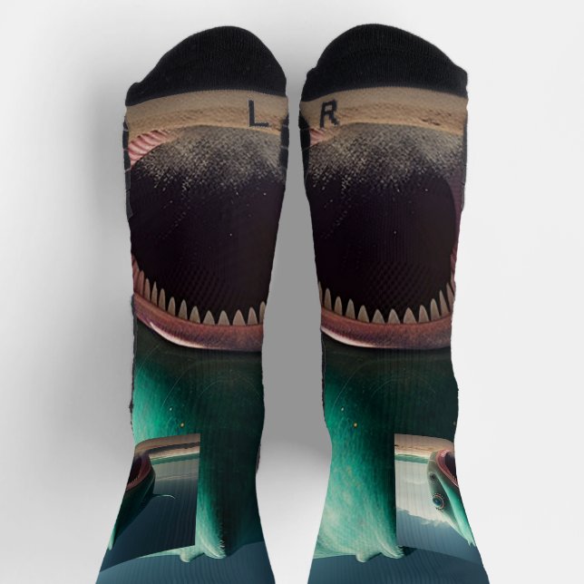 Shark sculpture on the beach socks (Top)