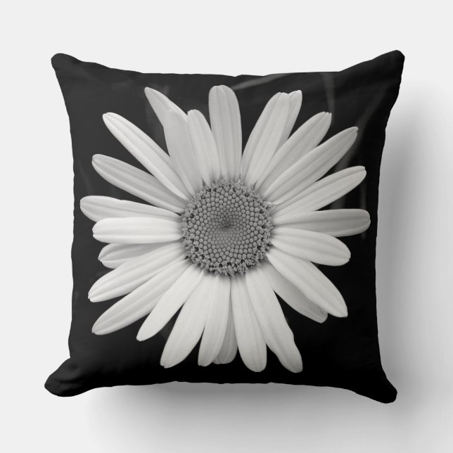 Shasta Daisy 01 - Black and White Cushion (Front)