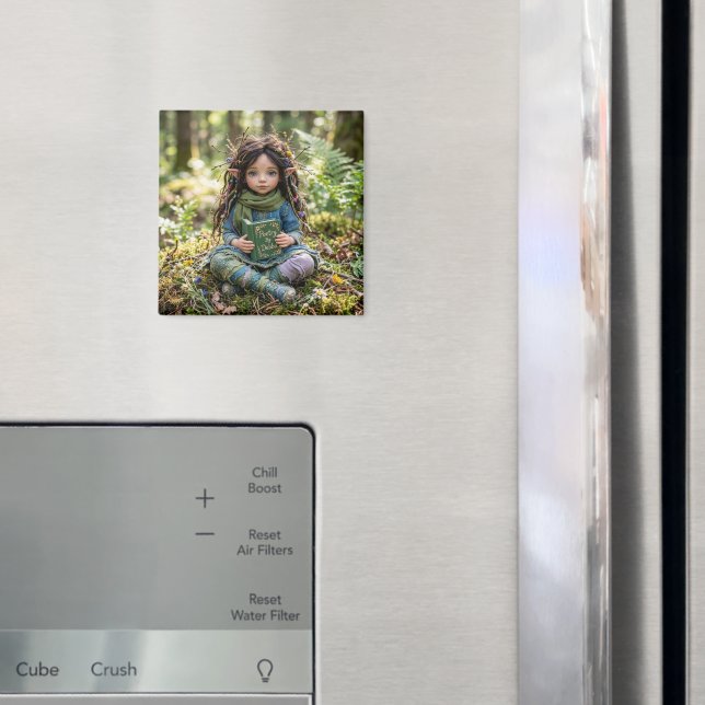 Shay Summer Elf Magnet (In Situ (Fridge))