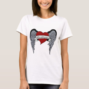 "She flies with her own wings" T-Shirt