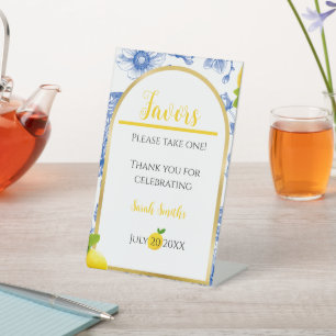She Found Her Main Squeeze Bridal Shower Favours  Pedestal Sign