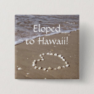 Shell Heart on the Sandy Beach 15 Cm Square Badge