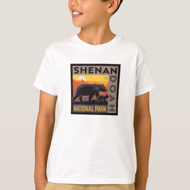 Shenandoah National Park | Mama Bear & Cubs T-Shirt (Front)