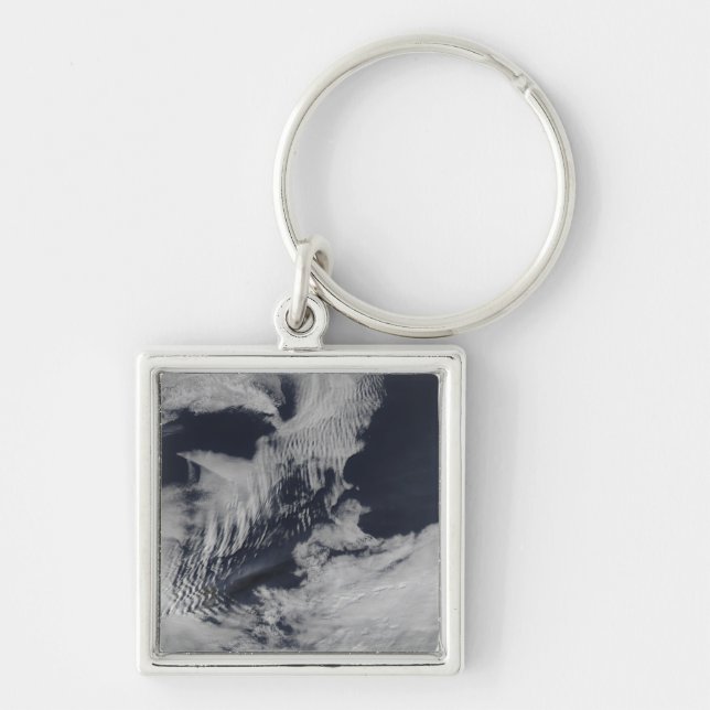 Ship-wave-shaped clouds in the South Indian Oce Key Ring (Front)