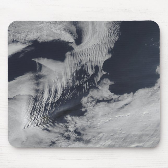 Ship-wave-shaped clouds in the South Indian Oce Mouse Pad (Front)