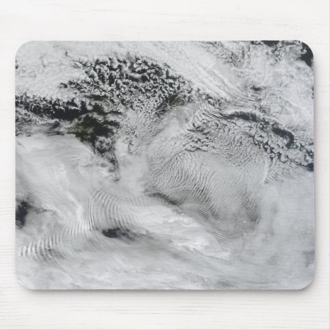 Ship-wave-shaped wave clouds mouse pad (Front)