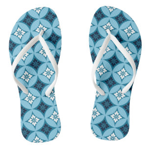 Shippo with Flower Motif, Blue and White Thongs