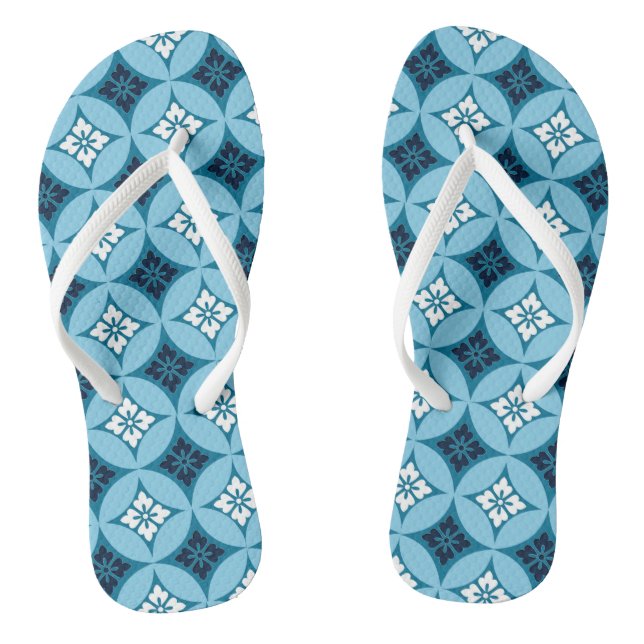 Shippo with Flower Motif, Blue and White Thongs (Footbed)
