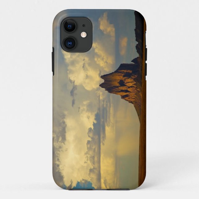 Shiprock vs. Thunderhead Case-Mate iPhone Case (Back)