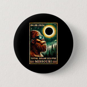 Shirt Total Solar Eclipse Missouri Bigfoot 6 Cm Round Badge