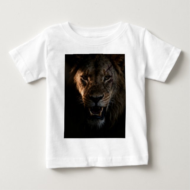 shirt with a lion (Front)