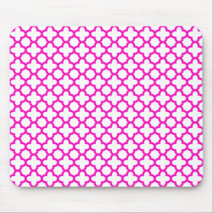 Shocking Pink Quatrefoil Pattern Mouse Pad