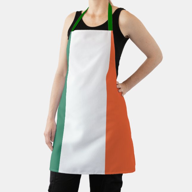Show off your colours – Ireland Apron (Insitu)