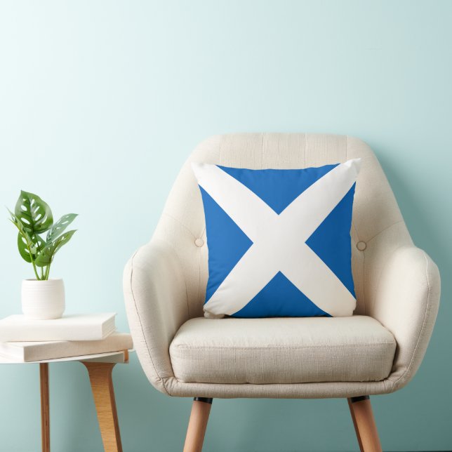 Show off your colours – Scotland Cushion (Chair)