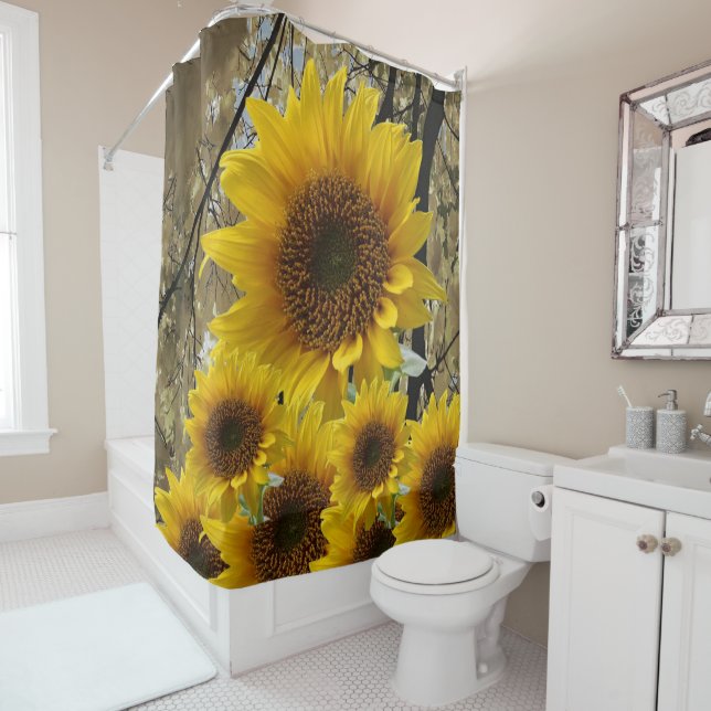 Shower curtain sunflowers (In Situ)