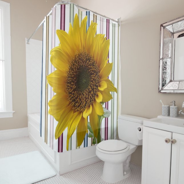 Shower curtain sunflowers (In Situ)