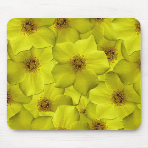 Shrubby Cinquefoil Seamless Pattern Mouse Pad